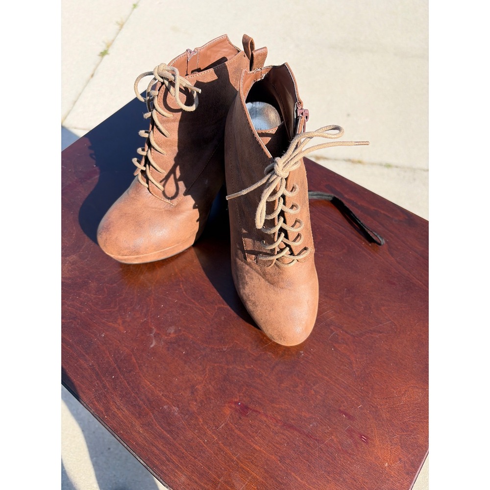No Call Brown Lace Up Platform Ankle Boots Stacked Block Heel Size 10W